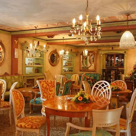 Hotel Familien Und Feldberger Hof 4*
